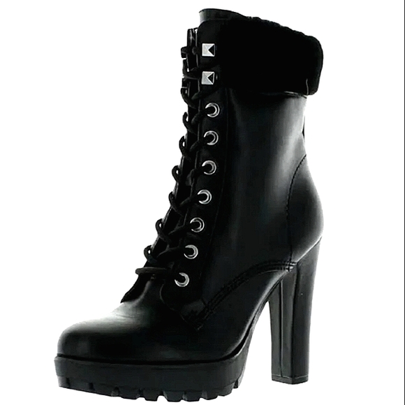 New w/Box Guess Tetian Faux Fur Trimmed Lug Sole Dress Booties Size 6 - Picture 2 of 10